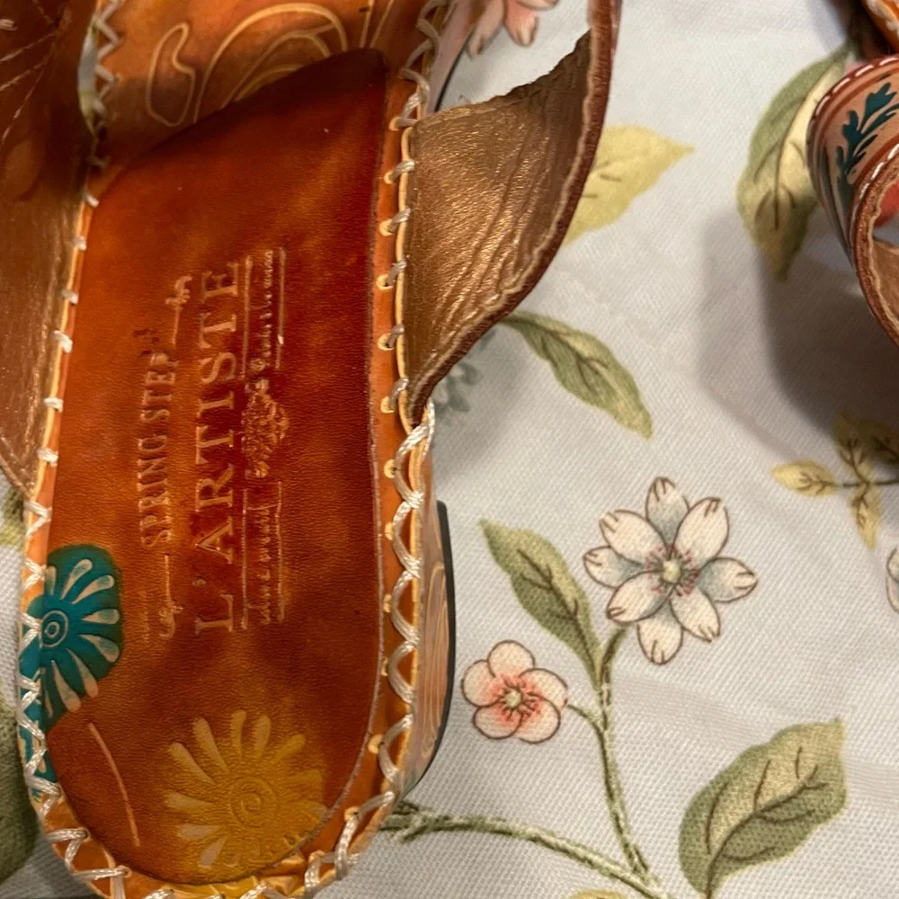 L’artiste Santorini Slide Wedge Sandal